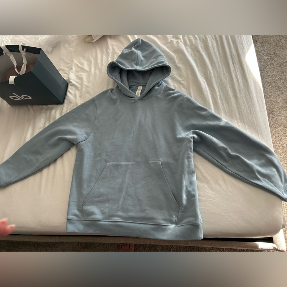 BRAND NEW UNISEX ALO HOODIE